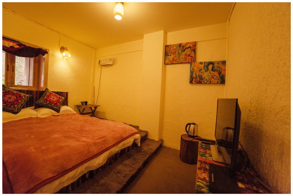 Yi'S Hostel Shangri-La Phòng bức ảnh