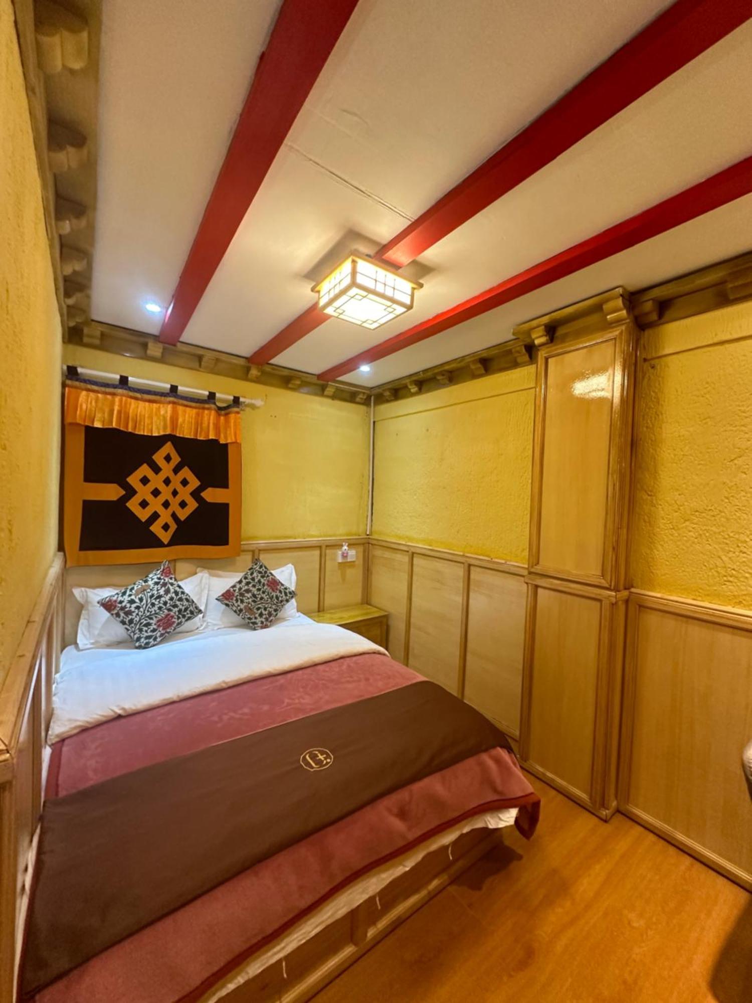 Yi'S Hostel Shangri-La Ngoại thất bức ảnh