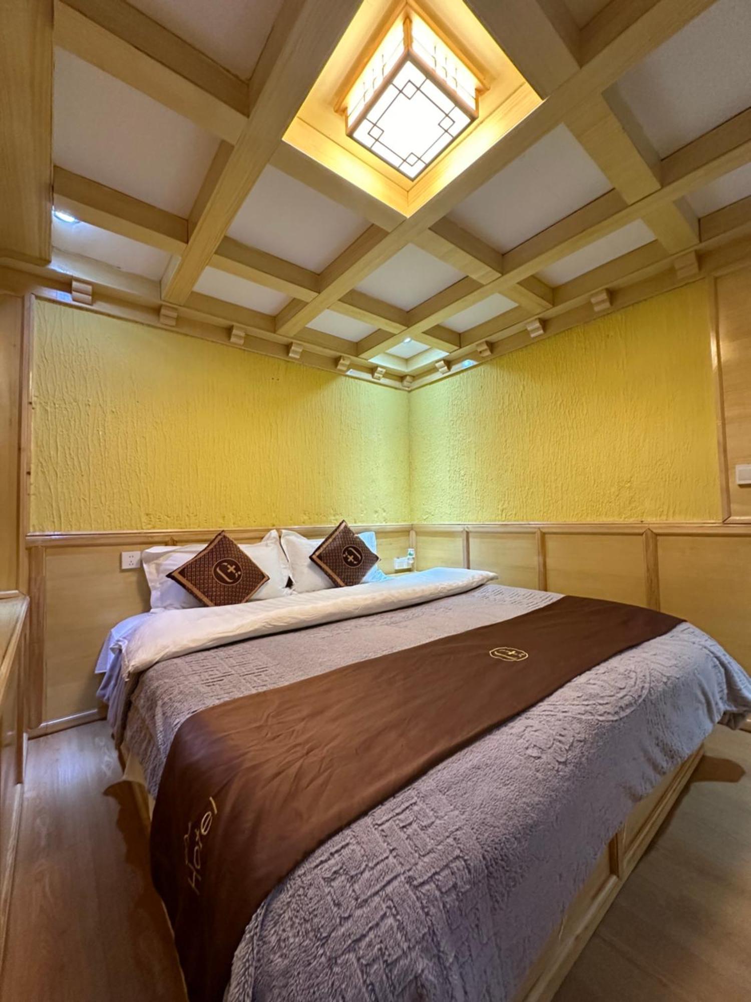 Yi'S Hostel Shangri-La Ngoại thất bức ảnh