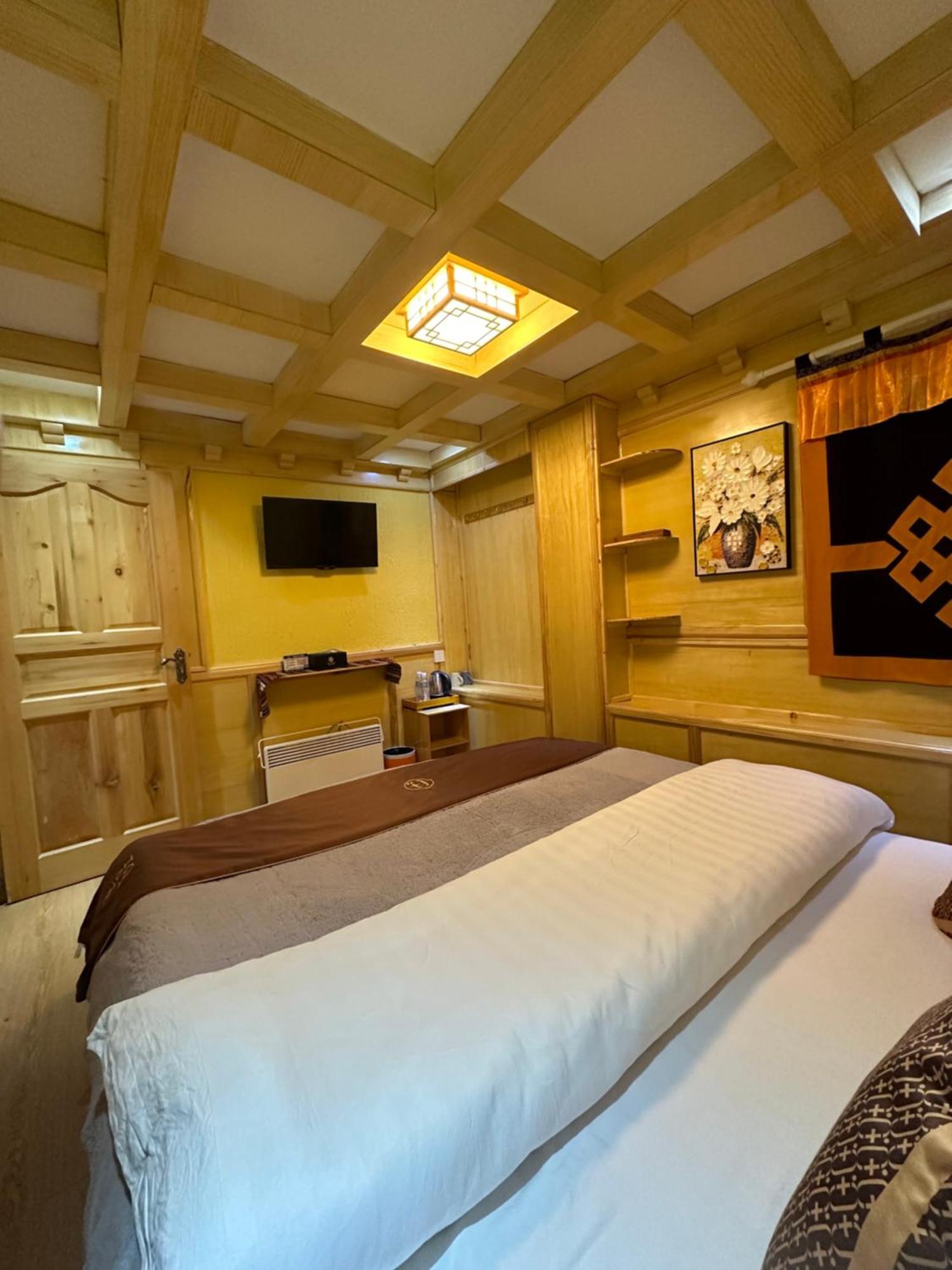 Yi'S Hostel Shangri-La Ngoại thất bức ảnh